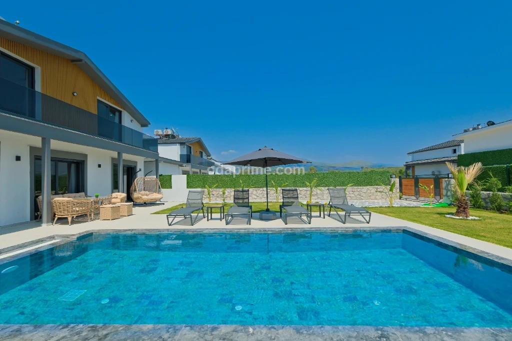 Villa Lima 4